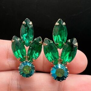 Vintage Dark Green Rhinestone Clip On Earrings AB Retro Glass Prong Set